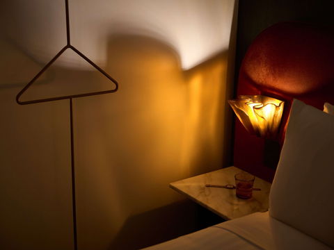 Hotel Morris Sydney - Tourism Canberra 8