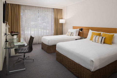 Rydges Bankstown - Tourism Canberra 4