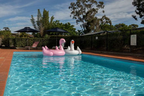 Rydges Bankstown - Tourism Canberra 5