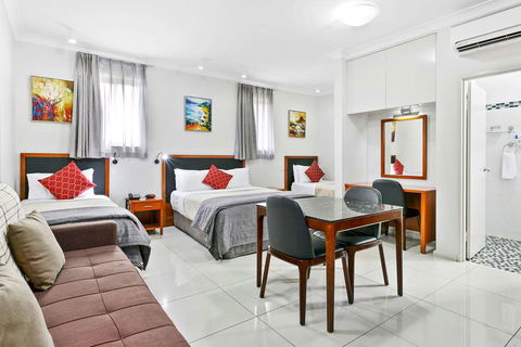 Comfort Inn & Suites Burwood - Tourism Canberra 5