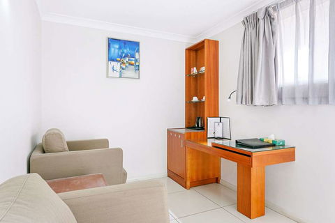 Comfort Inn & Suites Burwood - Tourism Canberra 13