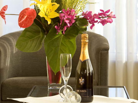 Mercure Hotel Parramatta - Tourism Canberra 3