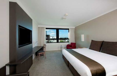 Mantra Parramatta - Tourism Canberra 7