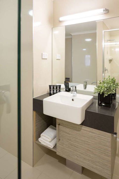 H On Smith Hotel - Tourism Canberra 7