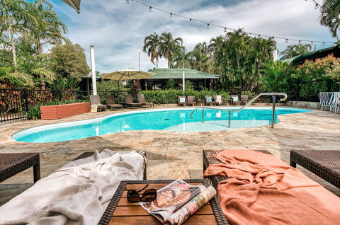 Palms City Resort - Tourism Canberra 16