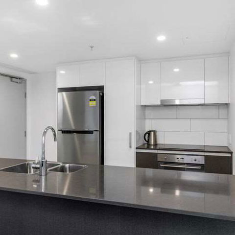 H On Mitchell Apartment Hotel - Tourism Canberra 11