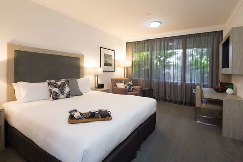 H On Smith Hotel - Tourism Canberra 4
