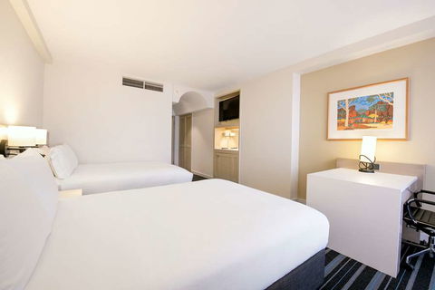 DoubleTree By Hilton Esplanade Darwin - Tourism Canberra 4