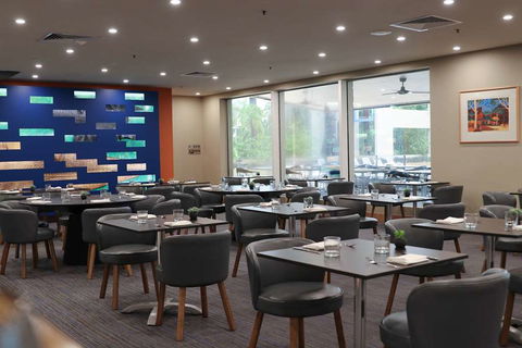 DoubleTree By Hilton Esplanade Darwin - Tourism Canberra 12