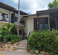 Palms City Resort - Tourism Canberra