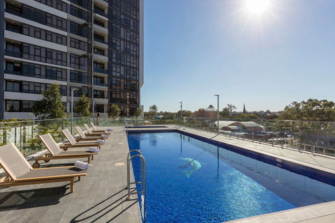 Meriton Suites Church Street, Parramatta - Tourism Canberra 16