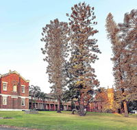 Mercure Monte Pio Hotel  Conference Ctr - Tourism Canberra