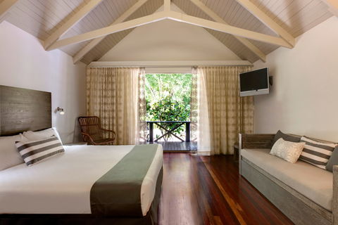 Hamilton Island Palm Bungalows - Tourism Canberra 0
