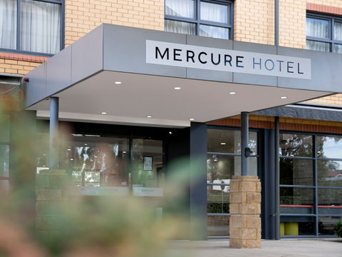 Mercure Sydney Blacktown - Tourism Canberra 1