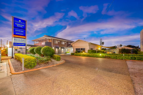 Takalvan Motel - Tourism Canberra 0