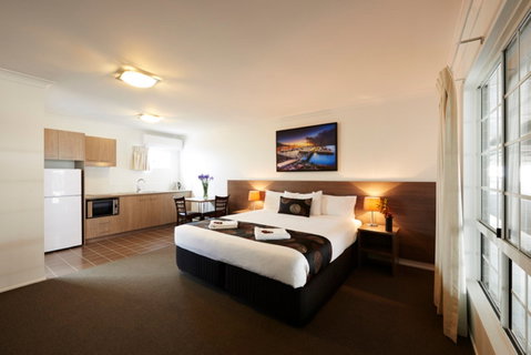 Takalvan Motel - Tourism Canberra 2