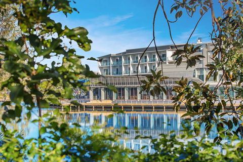 Best Western Plus North Lakes Hotel - Tourism Canberra 2