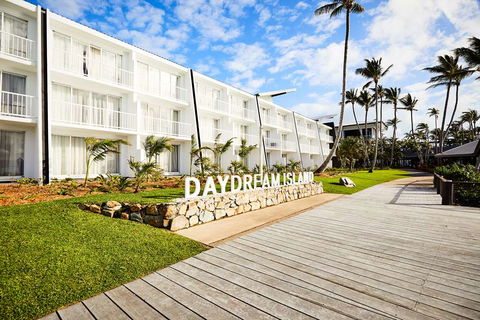 Daydream Island Resort - Tourism Canberra 1