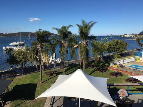 Mariners On The Waterfront - Tourism Canberra 2
