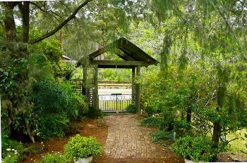 Kemeys Mountain Hideaway - Tourism Canberra 0