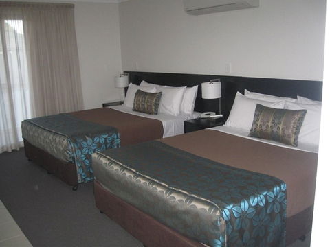 Royal Motel Miles - Tourism Canberra 1