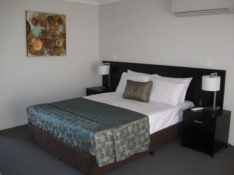 Royal Motel Miles - Tourism Canberra 2