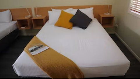 Gayndah Colonial Motor Inn - Tourism Canberra 1
