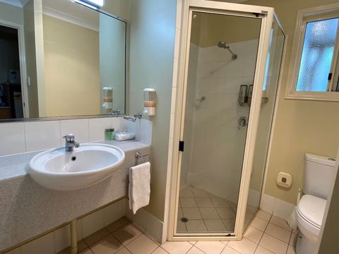 Gayndah Colonial Motor Inn - Tourism Canberra 2