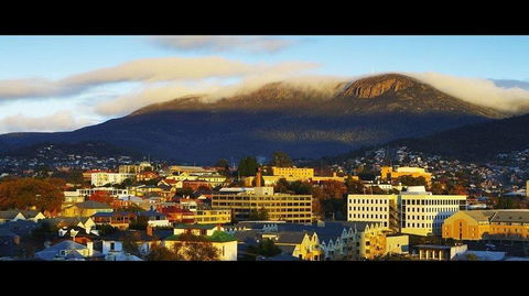 Lenna Of Hobart - Tourism Canberra 2