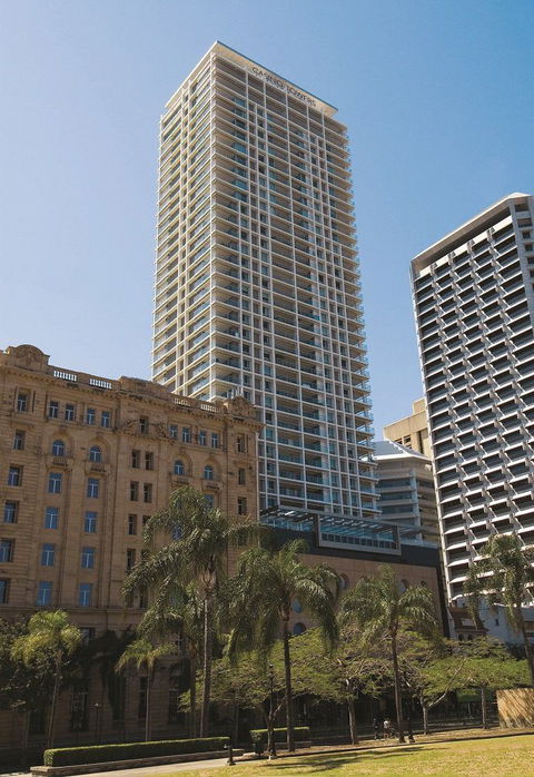 Oaks Casino Towers - Tourism Canberra 0