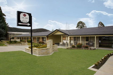 Zig Zag Motel - Tourism Canberra 1