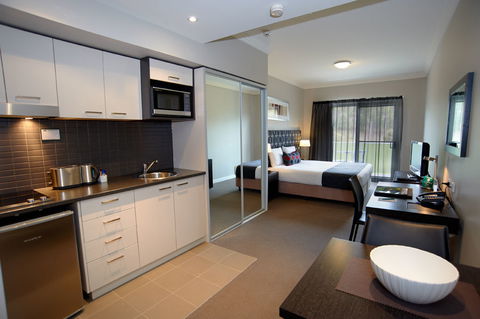 Quest Campbelltown Serviced Apartments - Tourism Canberra 2