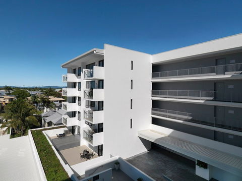 Oaks Carlyle - Tourism Canberra 0
