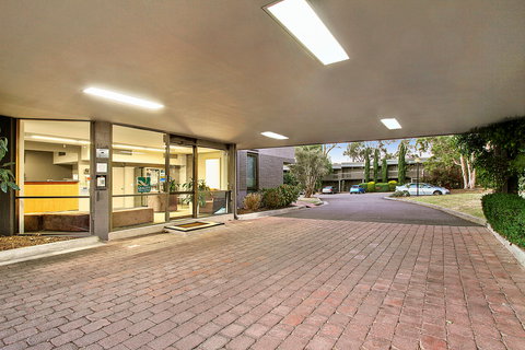 Knox International Hotel - Tourism Canberra 0