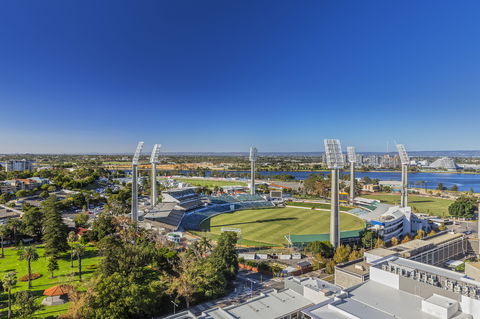 Fraser Suites Perth - Tourism Canberra 0