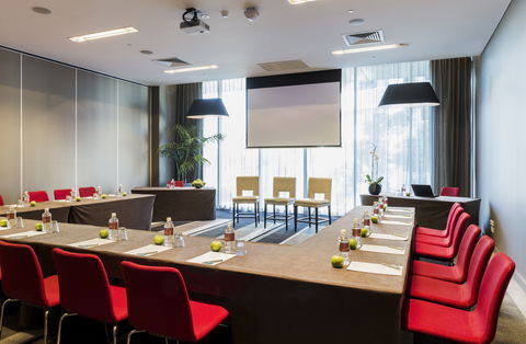 Fraser Suites Perth - Tourism Canberra 10