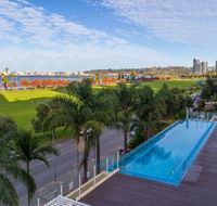 Crowne Plaza Perth - Tourism Canberra