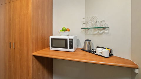 Metro Hotel Perth City - Tourism Canberra 8