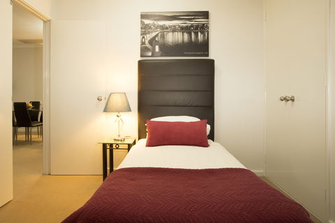 Regal Apartments - Tourism Canberra 7