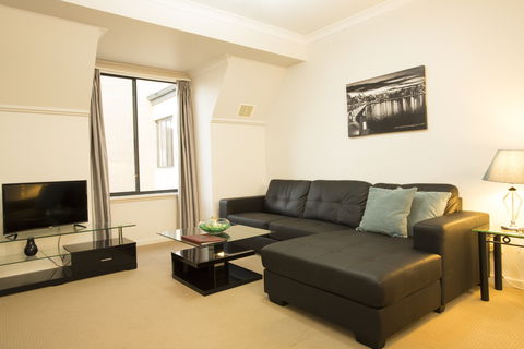 Regal Apartments - Tourism Canberra 8