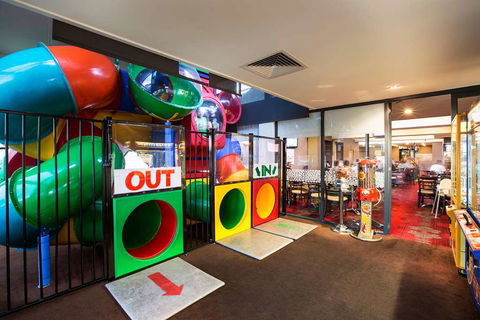 Nightcap At Keysborough Hotel - Tourism Canberra 8