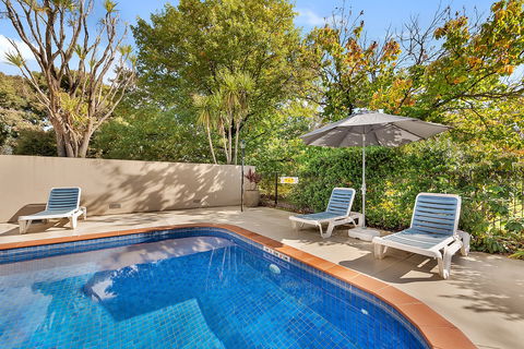 Beechworth Motor Inn - Tourism Canberra 3