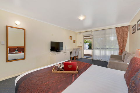 Beechworth Motor Inn - Tourism Canberra 8