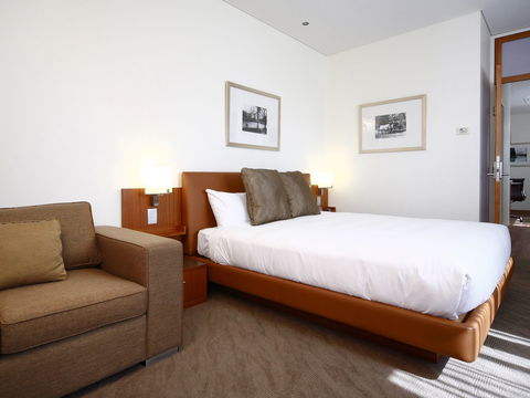 Novotel Canberra - Tourism Canberra 5