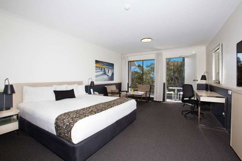 Best Western Plus Apollo International - Tourism Canberra 7
