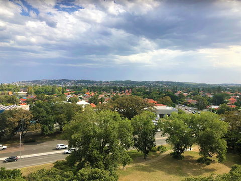 Holiday Inn Express Newcastle - Tourism Canberra 1