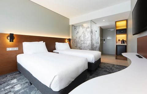 Holiday Inn Express Newcastle - Tourism Canberra 7