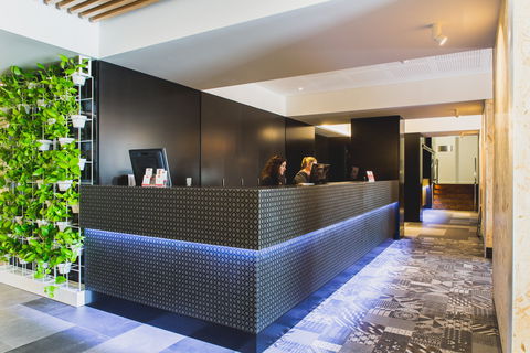 Metro Hotel Perth, South Perth - Tourism Canberra 4