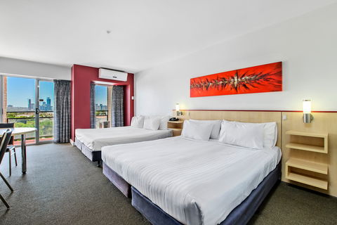 Metro Hotel Perth, South Perth - Tourism Canberra 8