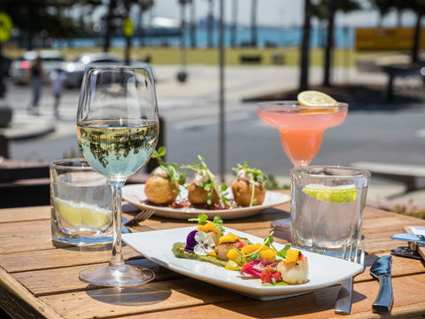 Novotel Geelong - Tourism Canberra 9